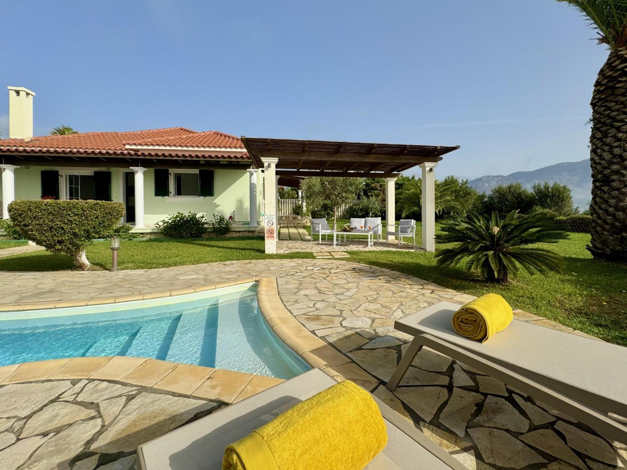 Villa Ermis Spartia  Luaran gambar